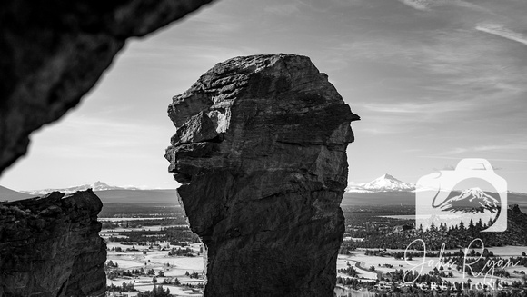 B&W Monkey Rock 1